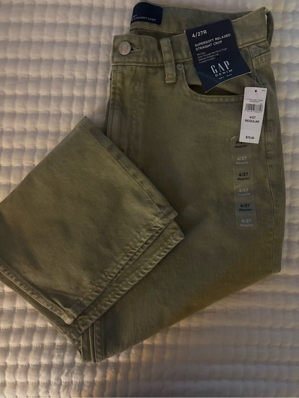 GAP Women’s Olive Green Relaxed Straight Crop Jeans